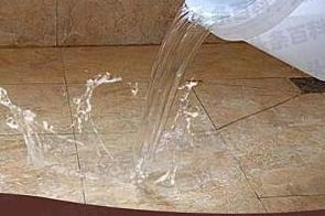枣庄漏水维修 免砸砖防水材料该如何施工